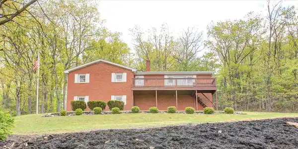 232 MOUNT UNION ROAD