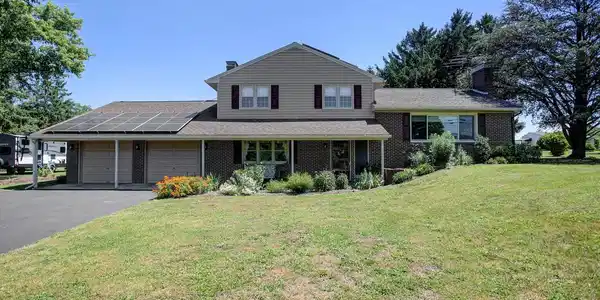 13361 BUCHANAN TRAIL WEST