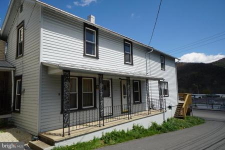 18 SPRUCE STREET