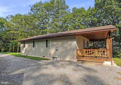883 WHITE OAK CROSSING ROAD