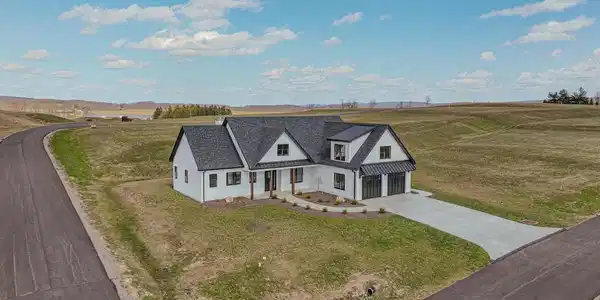 15 WALNUT RIDGE
