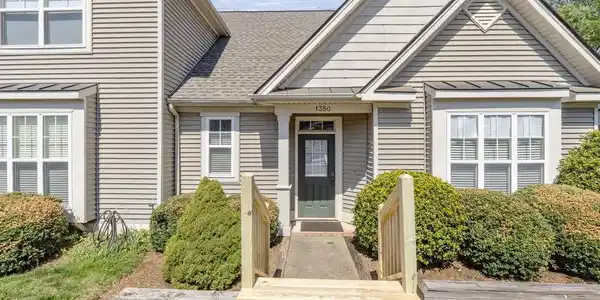 1350 STONEY RIDGE RD