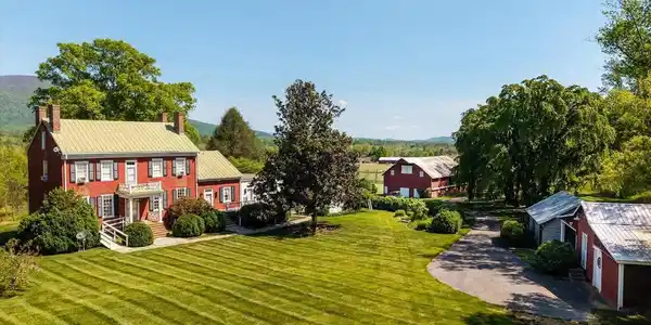 1268 GLENTHORNE LOOP