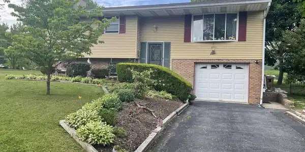 41 FAIRWAY DRIVE