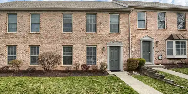 207 SADDLE RIDGE DRIVE