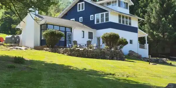 15 HILLSIDE ROAD