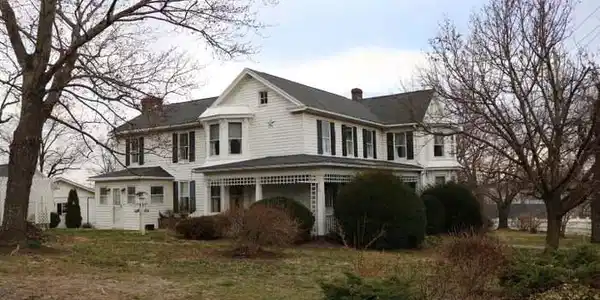 627 HAMMONDS MILL ROAD