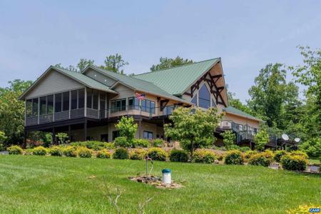 392 POCOSAN MOUNTAIN RD