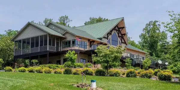 392 POCOSAN MOUNTAIN RD