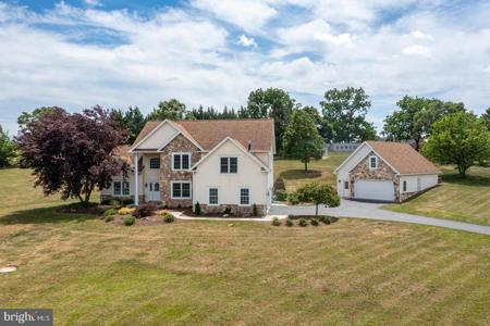 101 CHRIS DRIVE
