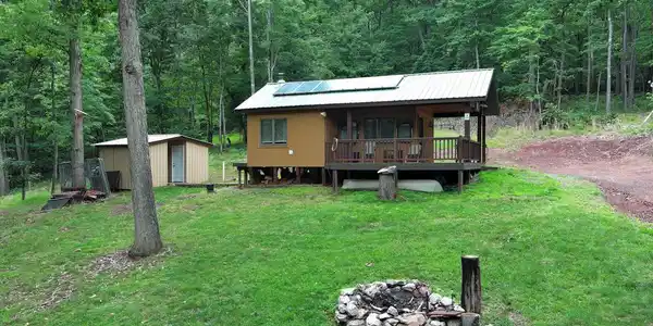1419 PAULS WOODS ROAD