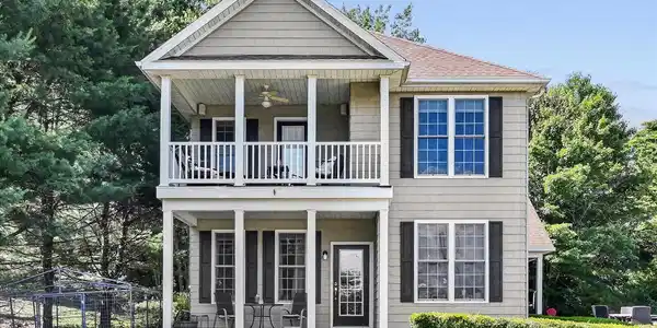 2129 WYNONAH DRIVE