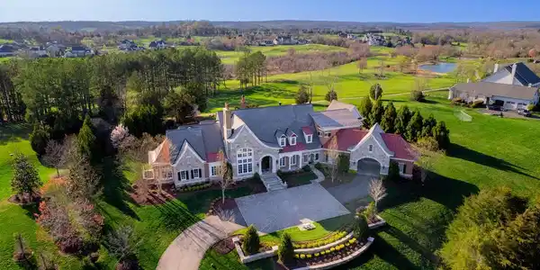 22577 CREIGHTON FARMS DRIVE