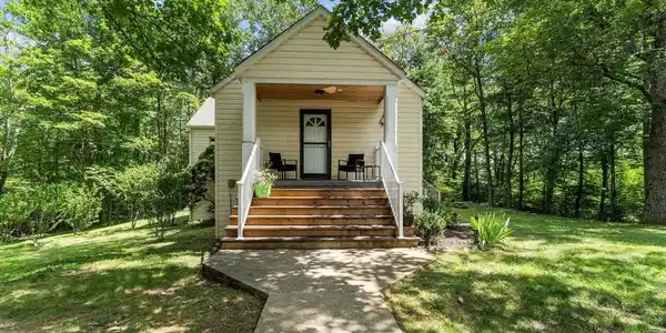 1376 WYATT MOUNTAIN RD
