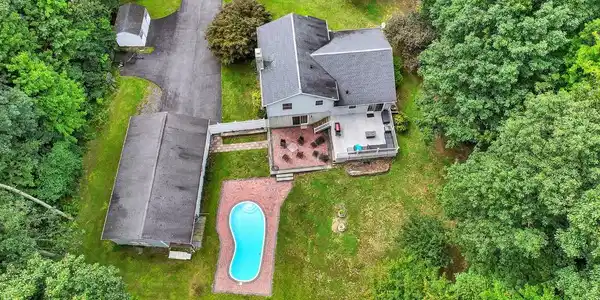 696 PINE HILL ROAD