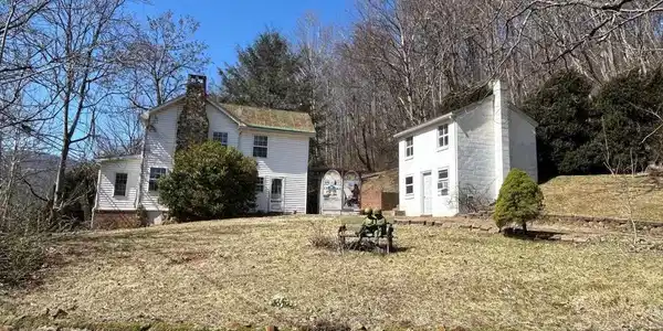 4345 SPOTSWOOD TRL