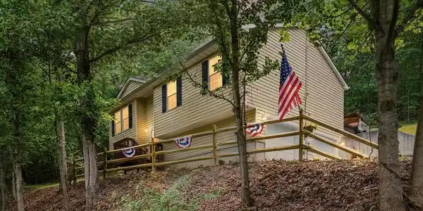 286 OREGON HOLLOW ROAD