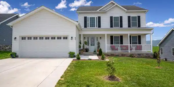 93 ORPINGTON DRIVE