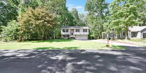 1800 CRAZY HORSE DRIVE