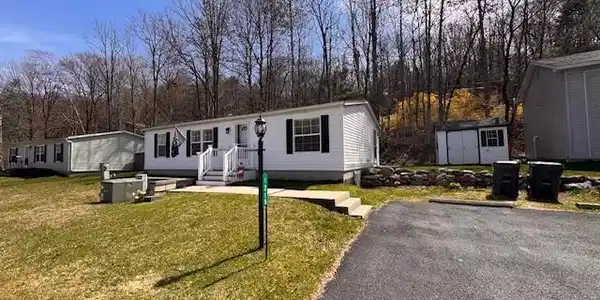 1215 BLUE MOUNTAIN CIRCLE