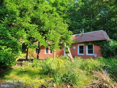 98 FALLEN CABIN LANE
