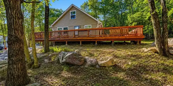 41 ARCIEL DRIVE