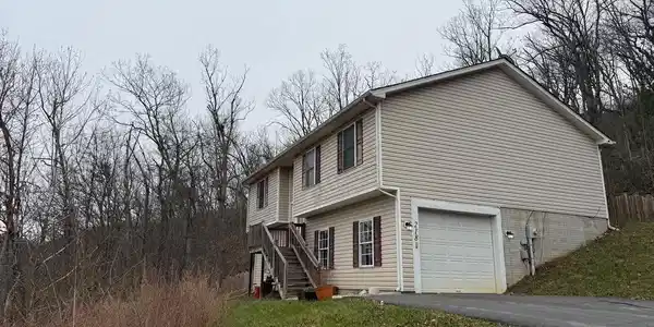 218 WALKER FARM DRIVE