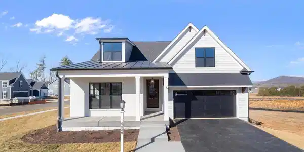 4225 RIPARIAN CT
