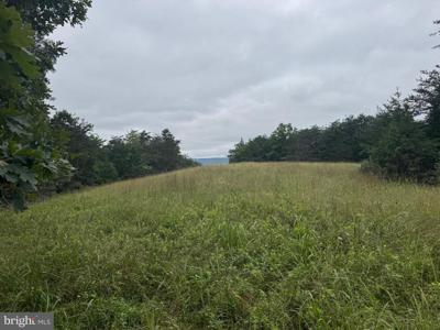 574 MOUNTAIN SLOPE LANE