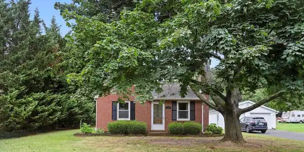 105 POPLAR STREET