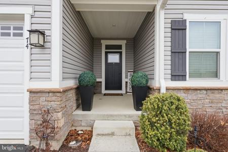 74 MOUNTAIN VIEW LANE