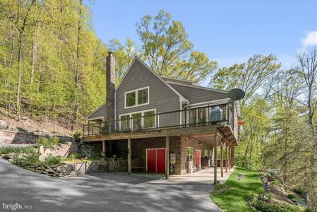 4623 FISHERS HOLLOW
