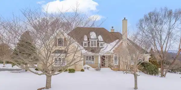 500 ROCKS FARM DR