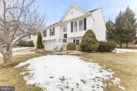 1 WALNUT POND COURT