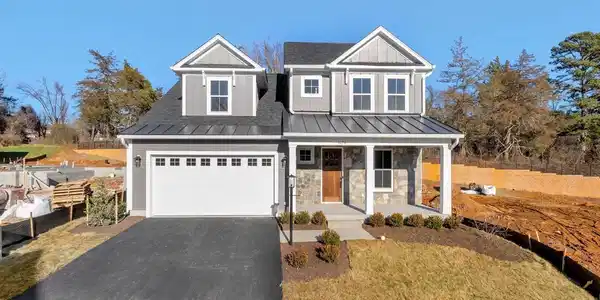 858 ARBOLEDA DR