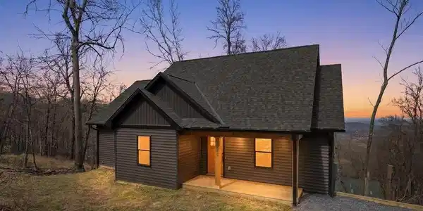 377 WINDY WAY
