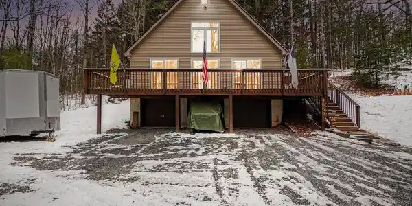 4664 BACK ROAD