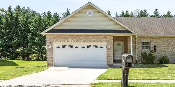 628 ALLEGHENY CIRCLE
