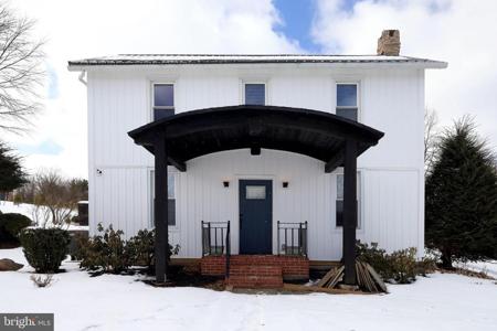 711 BLANCHARD STREET