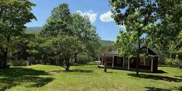 240 BLUNDELL HOLLOW RD
