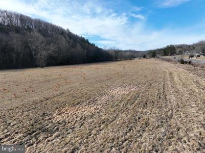 14.46 ACRES NORTHWESTERN PIKE