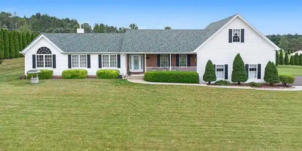 105 BUCK DRIVE