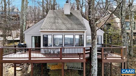 170 NORTH ROCK TREE LN