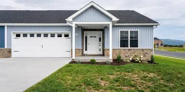 14619 VINNY COURT