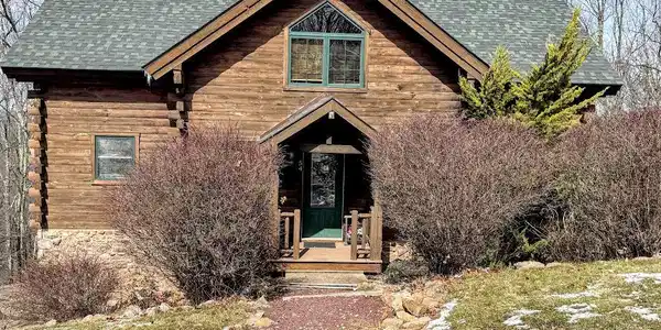 54 SUMMIT RD