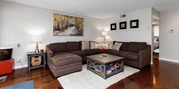 2046 STONE RIDGE CONDOS
