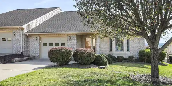 135 MAYNARD LANE