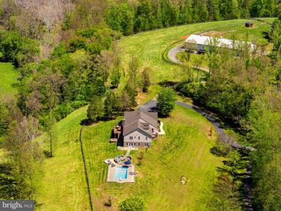 7312 OAK LANE