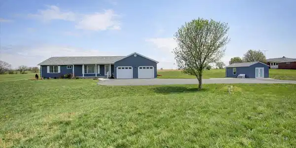 9581 BLUE SPRING ROAD