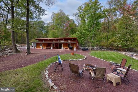 485 AIRPORT ROAD